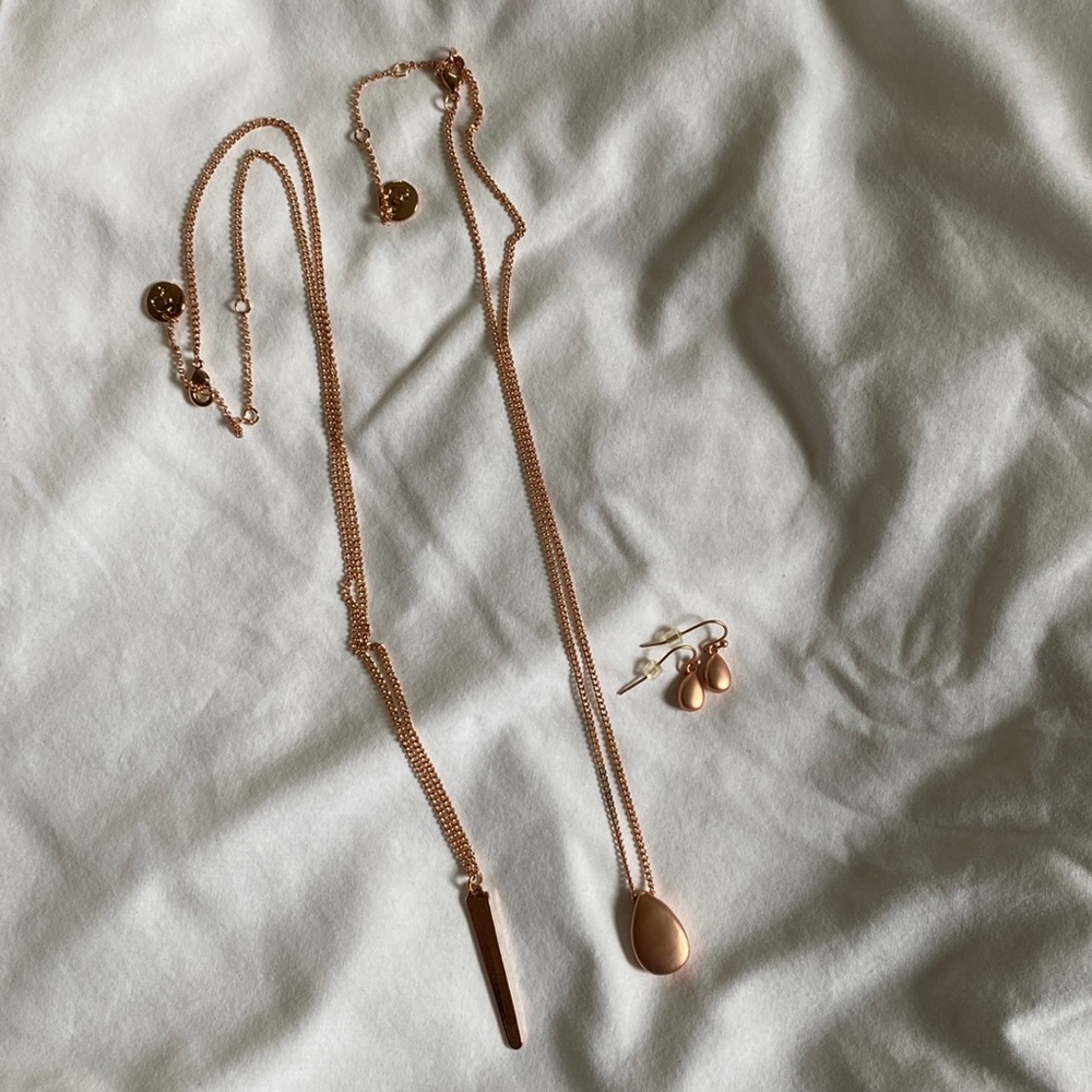 Rose Gold Color Necklaces & Earring Set